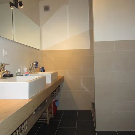 Mesnil 18 Apartament